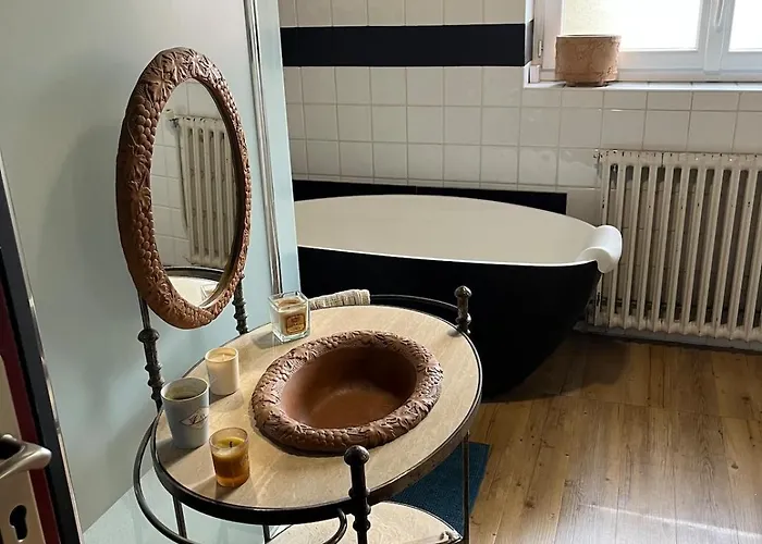 Apartment De Caractere Proche Bordeaux 95 M2 *